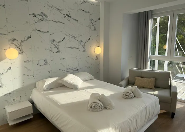 Design And Style Next To Playa De Valencia